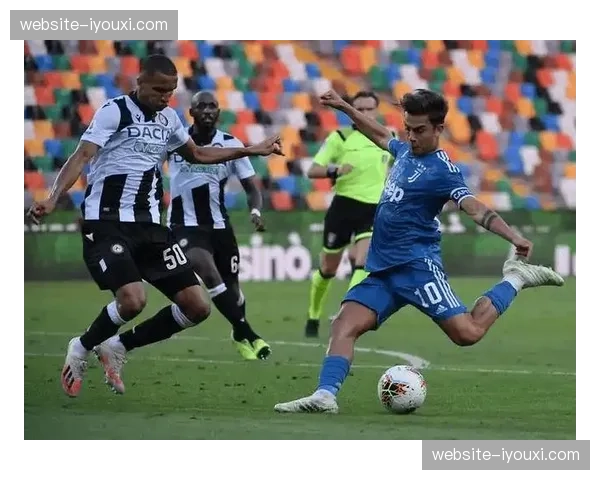 莱切控球占优但进攻效率低下 保级形势愈发严峻