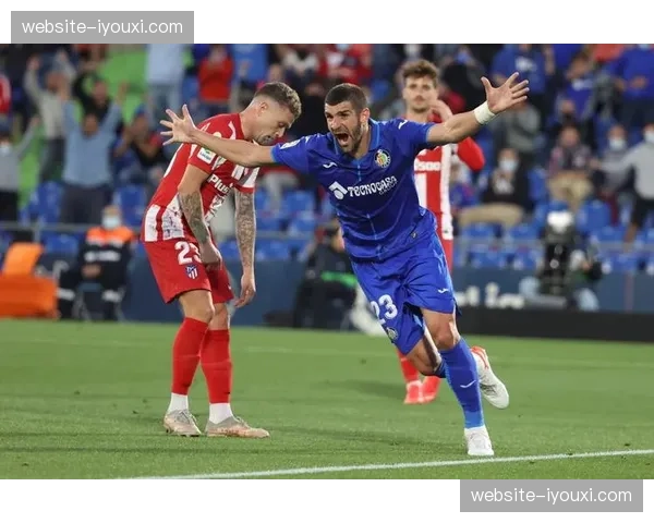 赫塔菲门将索里亚传球准确率偏低 高位逼抢下或成隐患 赫塔菲门将索里亚传球准确率偏低 高位逼抢下或成隐患